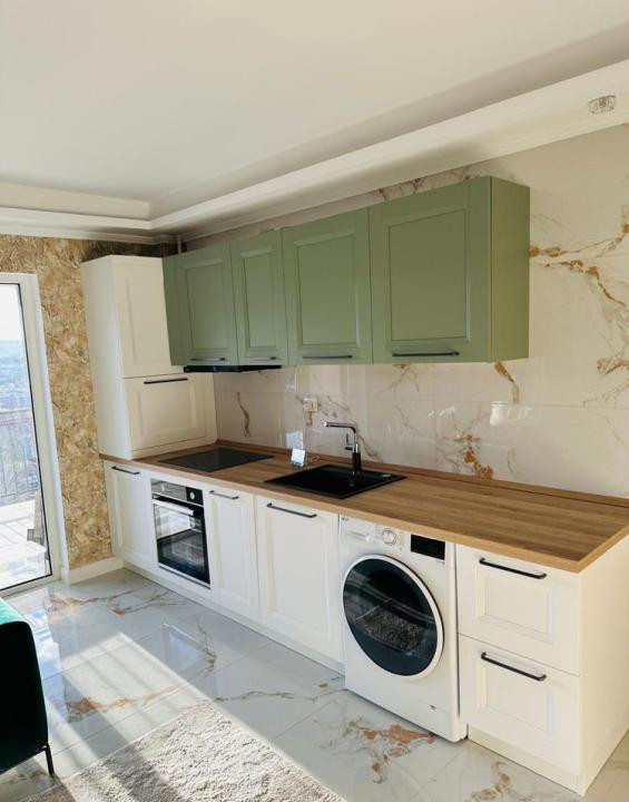 Apartament cu 3 camere in zona Vivo