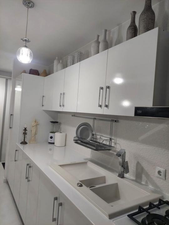 Apartament finisat Lux Floresti 44mp utili plus balcon zona Florilor 