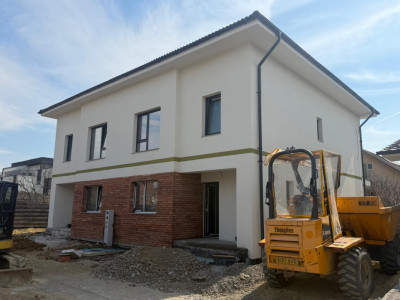 Duplex Premium în Zona Tineretului | Ansamblu Privat | 2025