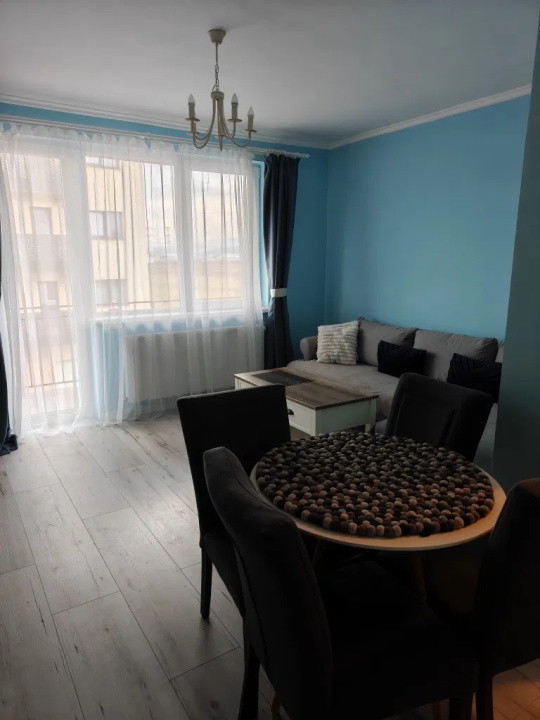 Apartament cu 3 camere, decomandat, pet friendly + loc de parcare, zona Terra