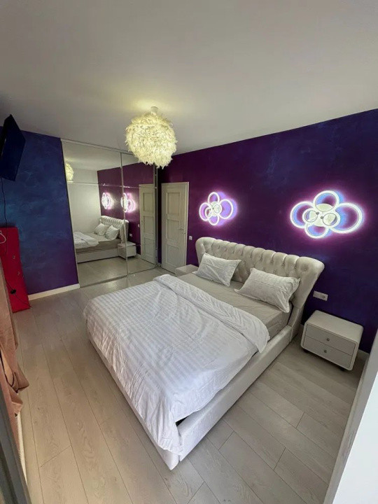 Apartament cu 3 camere, semidecomandat, zona Eroilor, Floresti.