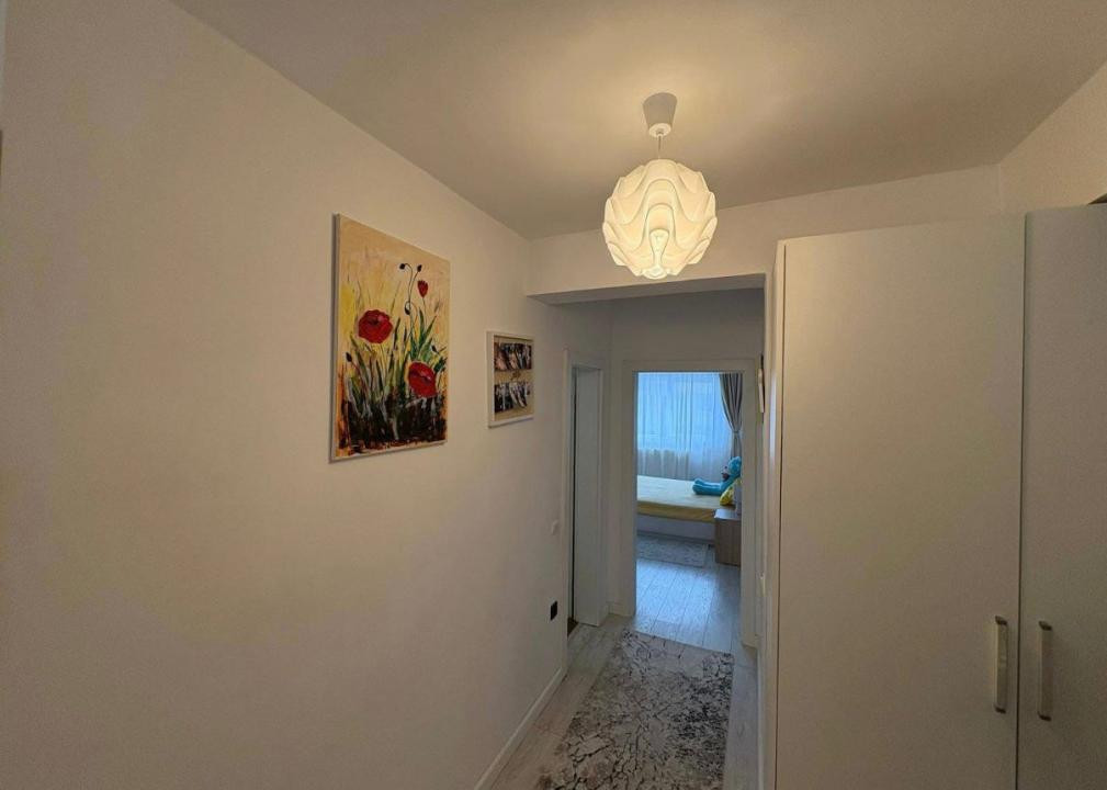 APARTAMENT CU 2 CAMERE,ETAJ INTERMEDIAR,PARCARE, ZONA FLORILOR