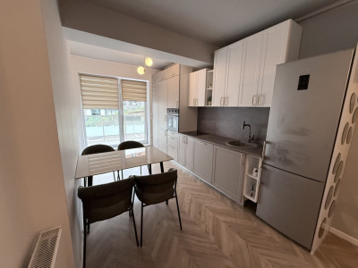 Spatiu de birouri/ Apartament de vanzare, 48 mp, balcon, zona Grigorescu
