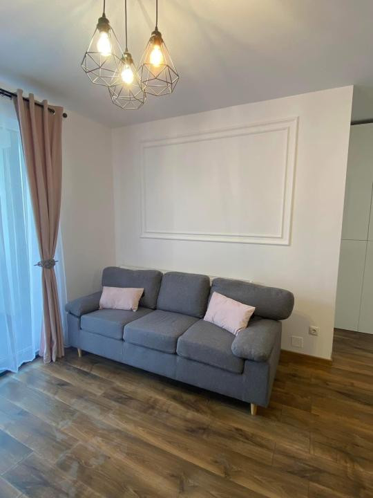 APARTAMENT CU 2 CAMERE,ETAJ INTERMEDIAR,PARCARE SUBTERANA,ZONA EROILOR