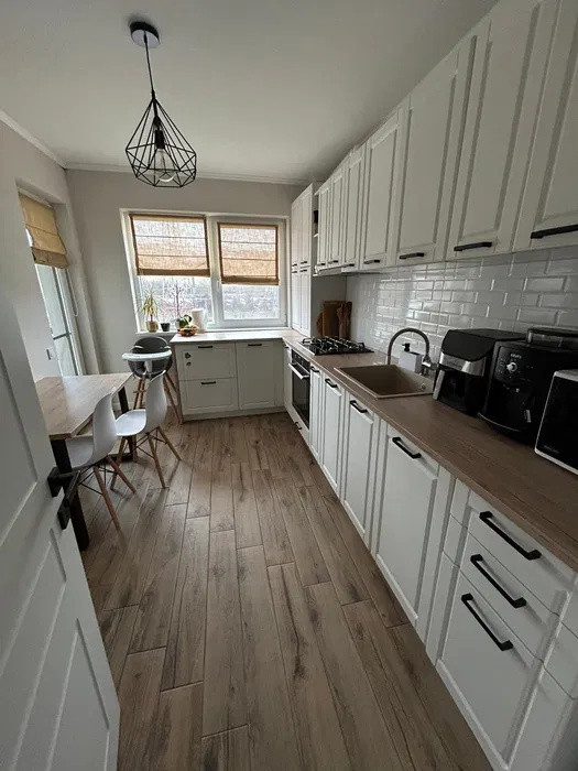 Apartament 3 camere, 65mp, etaj intermediar, parcare, zona Cojocnei