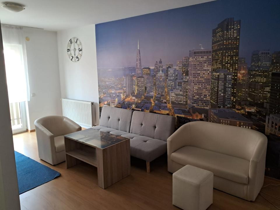 Apartament cu 2 camere, 45 mp, balcon, zona Terra