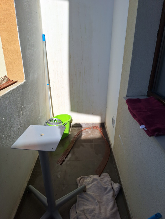 Apartament cu 2 camere, 44 mp, parcare, zona Terra