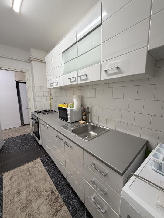 Apartament lângă Academia de muzică , Mănăstur,parter inalt