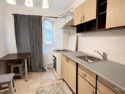 Apartament 41 mp utili, etaj 1 , zona Stejarului