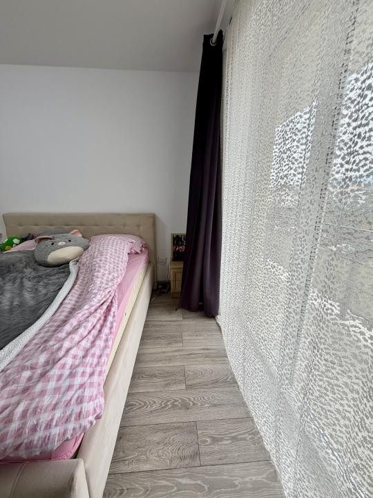 Apartament 58 mp utili+balcon ,zona Florilor,et 1 