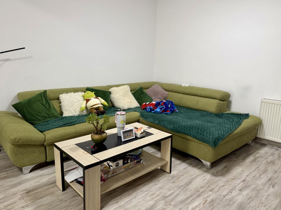 Apartament 58 mp utili+balcon ,zona Florilor,et 1 