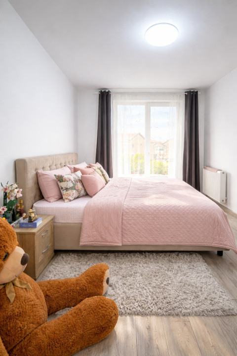 Apartament 58 mp utili+balcon ,zona Florilor,et 1 