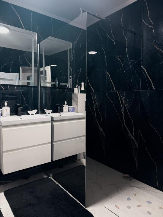 Apartament cu 3 camere,etaj 1 