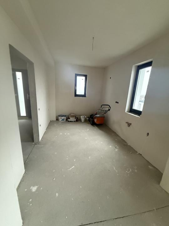 Duplex cu garaj 5 camere - 123,57 mp utili -  Floresti!