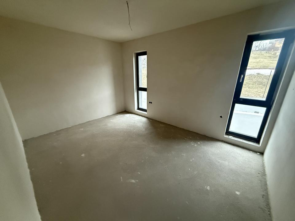 Duplex cu garaj 5 camere - 123,57 mp utili -  Floresti!