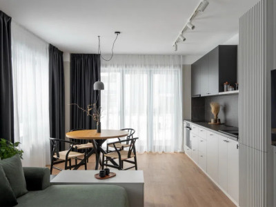 Apartament 2 camere LUX cu curte/terasa 75 mp si parcare