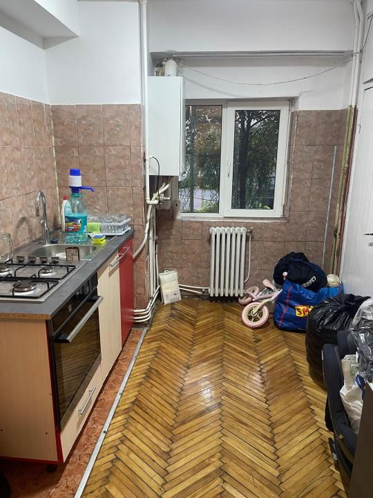 Apartament cu 2 camere decomandate, zona Interservisan