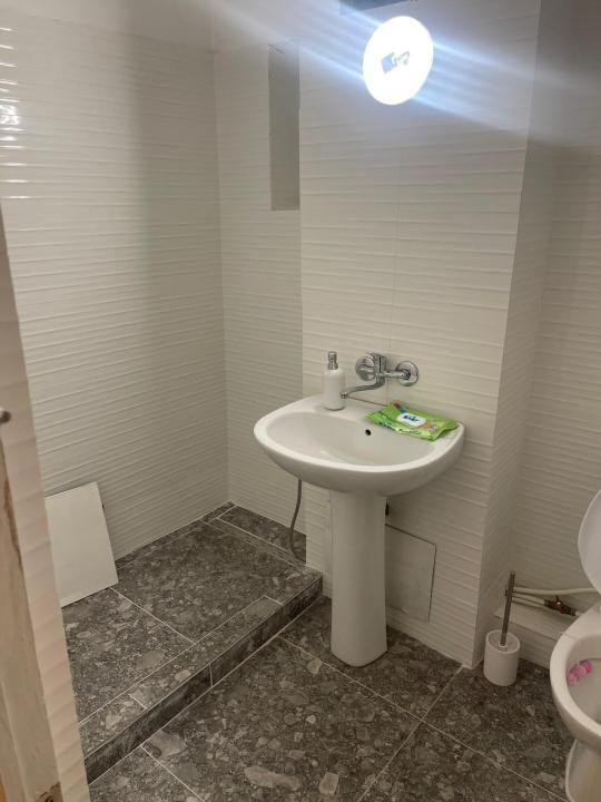 Apartament cu 2 camere decomandate, zona Interservisan