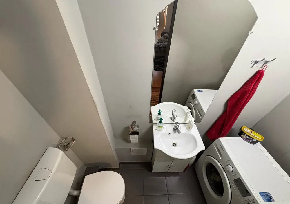 Apartament 3 camere, decomandat, 62 mp, etaj intemediar, zona strazii Bucuresti