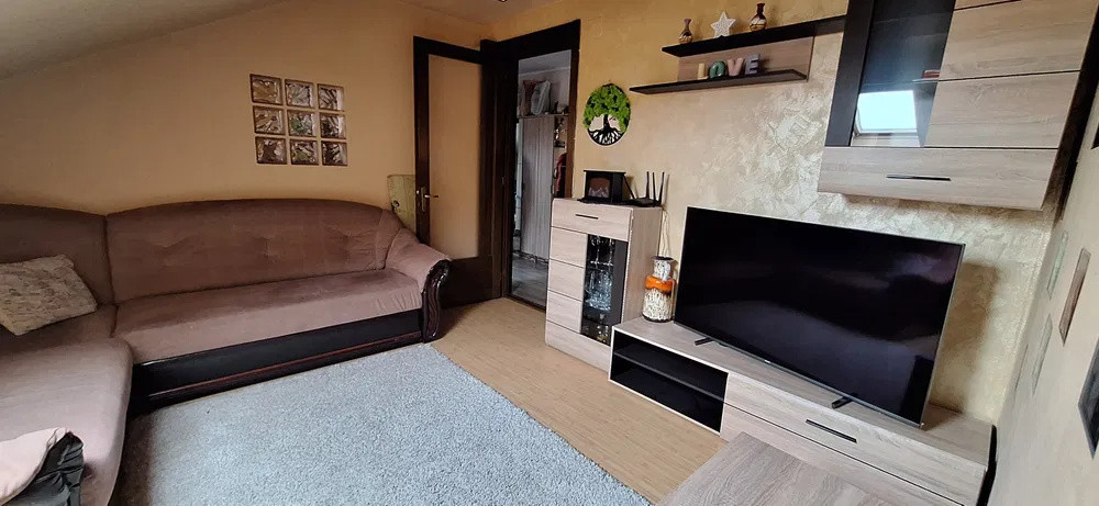 Apartament cu 2 camere, 58 mp, parcare, strada Eroilor