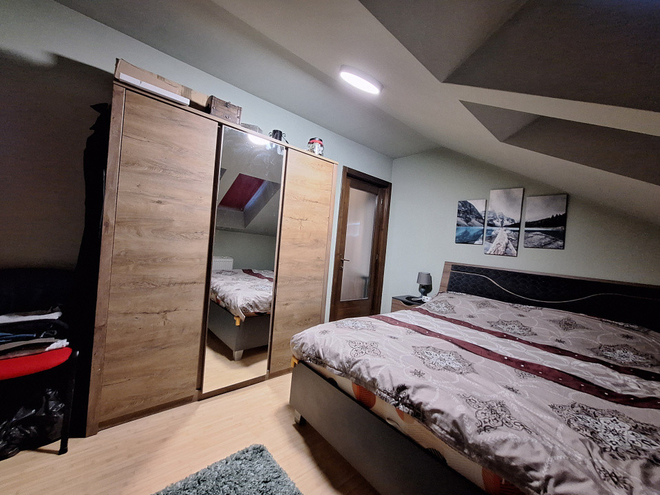 Apartament decomandat, 58 mp, parcare, strada Eroilor