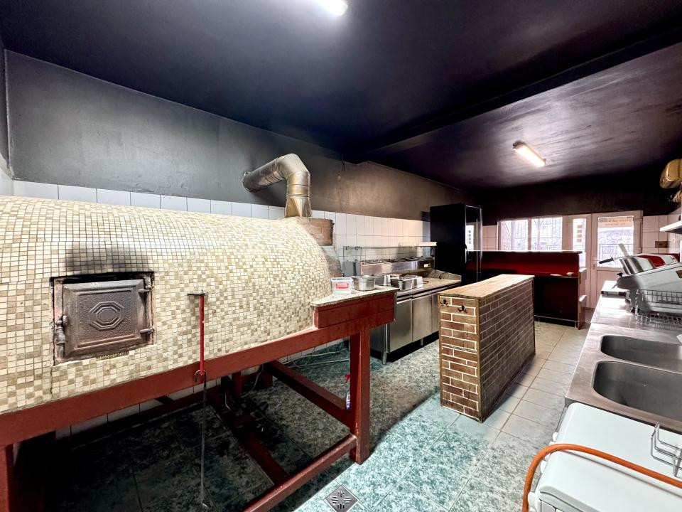 Spațiu restaurant/delivery, 50 mp, vad pietonal, zona Corneliu Coposu