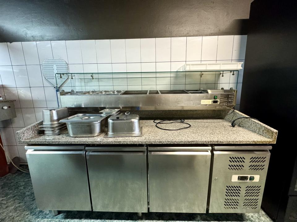 Spațiu restaurant/delivery, 50 mp, vad pietonal, zona Corneliu Coposu