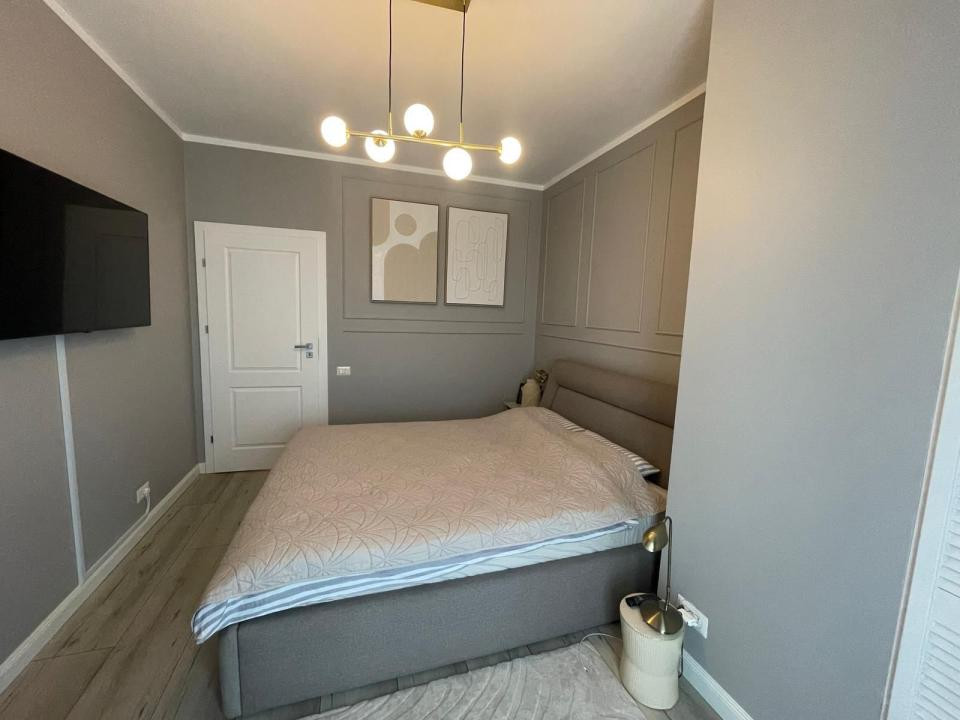 Apartament de 3 camere,55 mp,Ultramodern,Terasa 50 mp, Zona Buna Ziua