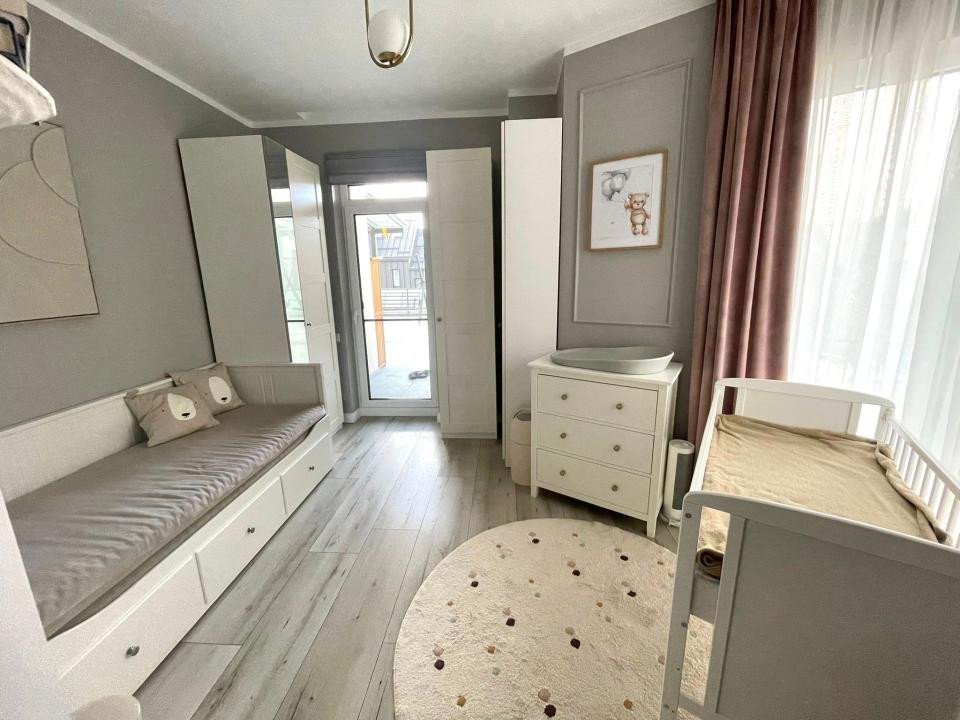 Apartament de 3 camere,55 mp,Ultramodern,Terasa 50 mp, Zona Buna Ziua