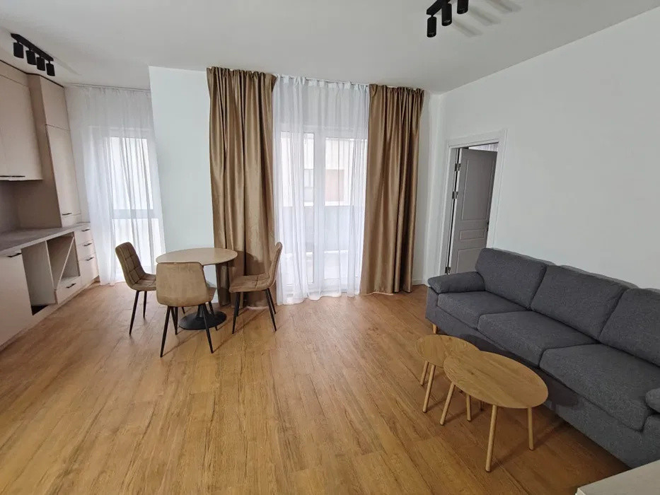 Apartament cu 2 camere, 47 mp, bloc nou, zona Eroilor