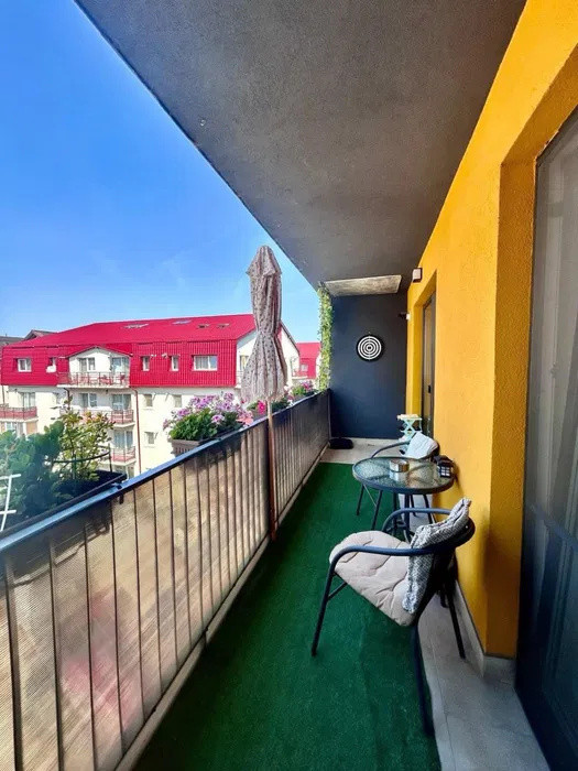 Apartament cu 3 camere, decomandat, parcare, zona Cetatii