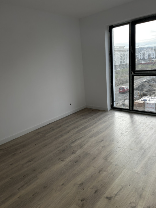 Apartament de 2 camere semifinisat, 43 mp, etaj intermediar, zona Tineretului