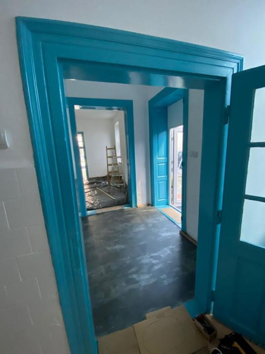 Spatiu Comercial, 258 MP, zona Podul Traian