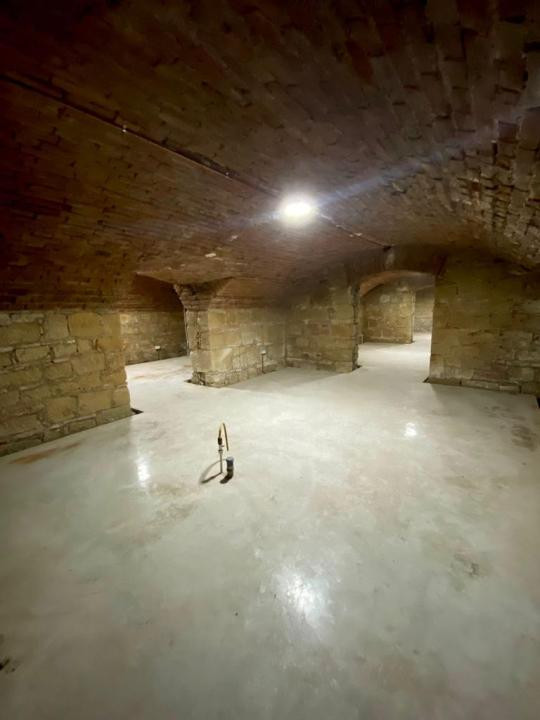 Spatiu Comercial, 258 MP, zona Podul Traian, ideal pentru clinica