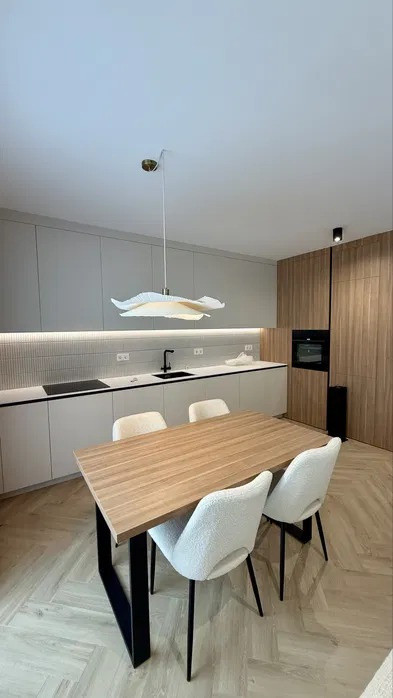 Apartament cu 2 camere zona Intre lacuri 