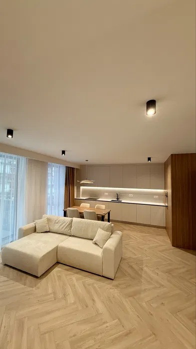 Apartament cu 2 camere zona Intre lacuri 