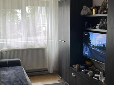 Apartament cu 2 camere, 42 mp, decomandat, etaj intemediar, zona Clabucet