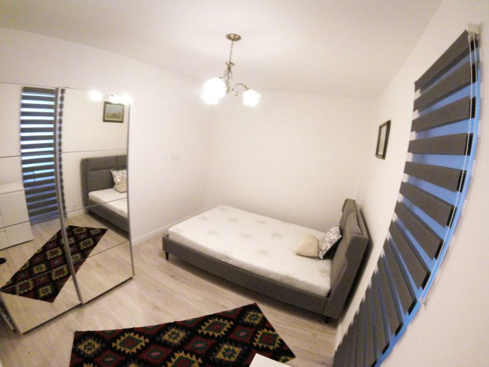 Apartament cu 3 camere, 70mp+terasa 16mp, parcare, Intre Lacuri