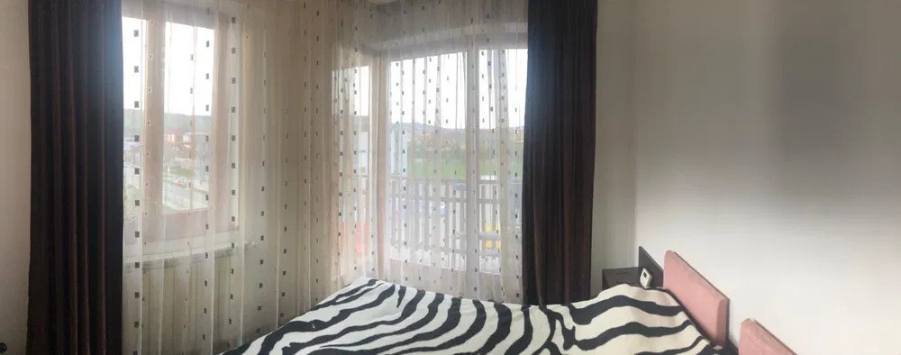 Apartament cu 3 camere, 55 mp, balcon, zona Ioan Rus