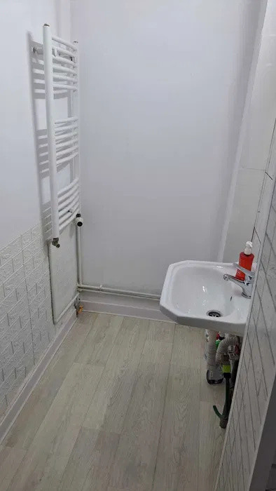 Spatiu comercial de inchiriat, 80mp, Dambu Rotund