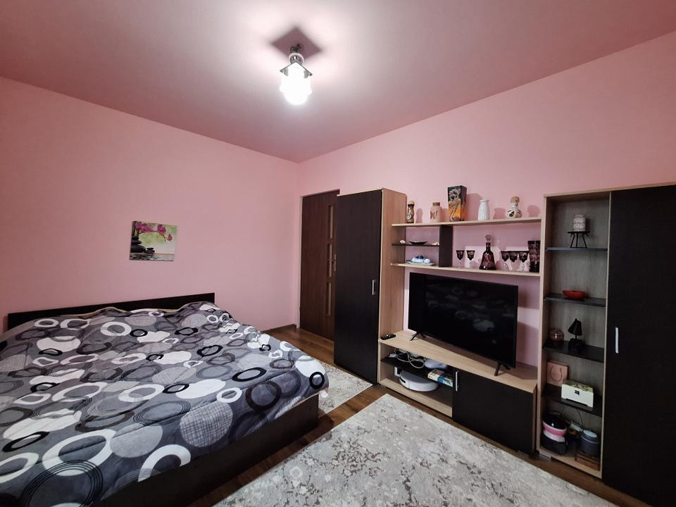 Apartament cu 3 camere, 58,5 mp, 2 balcoane, zona Tineretului