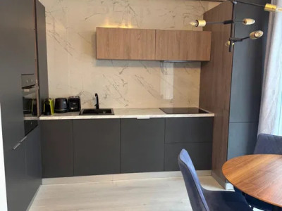 Apartament cu 2 camere, 53 mp, balcon, langa VIVO