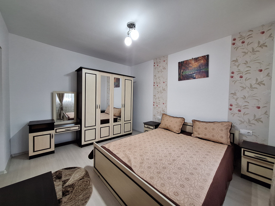 Apartament cu 2 camere, 42 mp, balcon, zona Eroilor