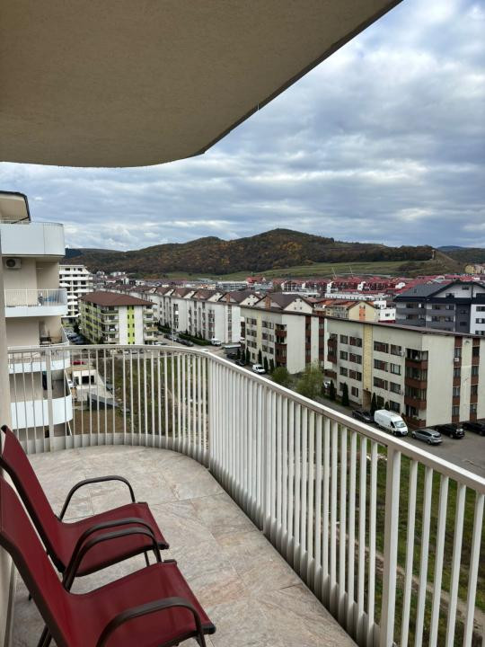 Apartament DECOMANDAT, 3 camere, Eroilor in Blocurile albe, parcare inclusa