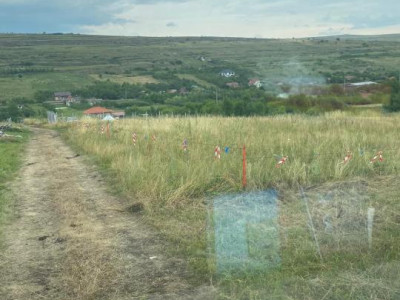 Teren 1470 mp,Câmpenești, utilități lângă teren 