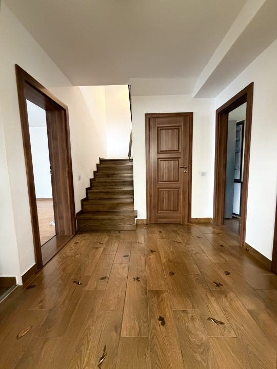 Duplex 120 mp utili, zona Florilor, disponibil imediat 