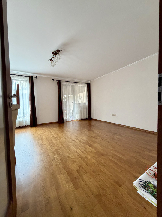 Duplex 120 mp utili, zona Florilor, disponibil imediat 