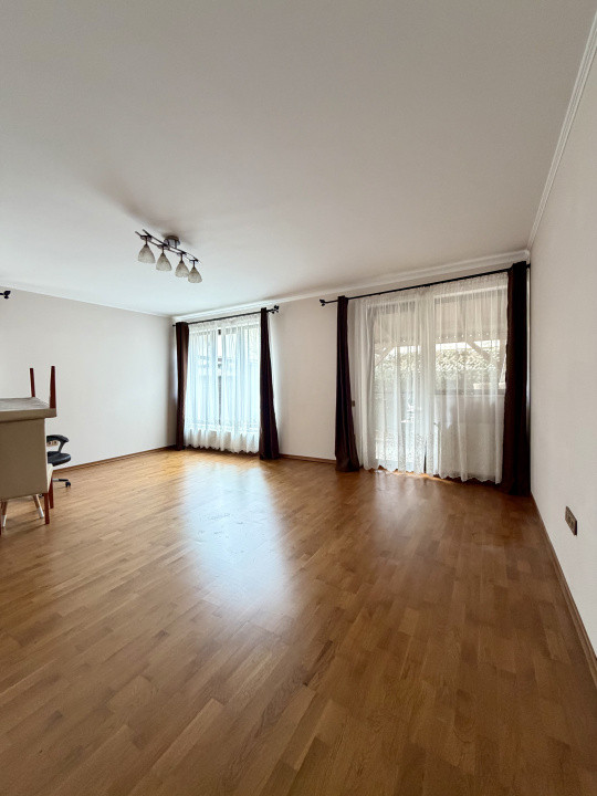 Duplex 120 mp utili, zona Florilor, disponibil imediat 