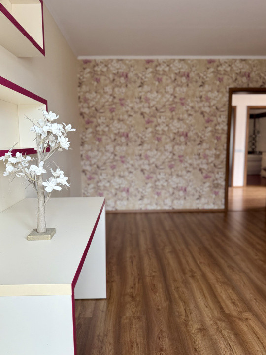 Duplex 120 mp utili, zona Florilor, disponibil imediat 