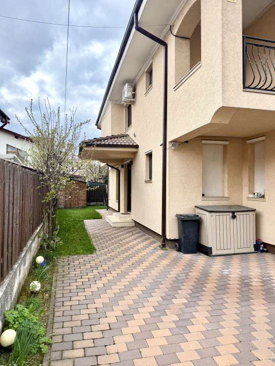 Duplex 120 mp utili, zona Florilor, disponibil imediat 